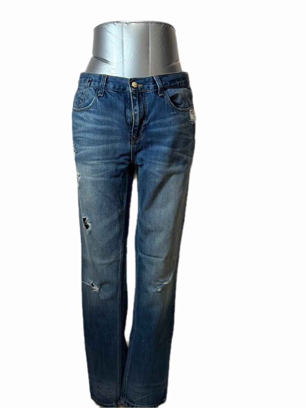 Zara Basic Distressed Denim Jeans
Size USA 04 / EUR 36